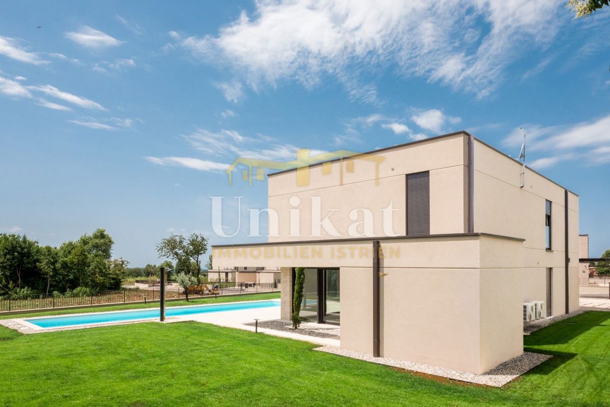 Čudovita nova vila z bazenom in savno, 303 m2 - ključ v roke